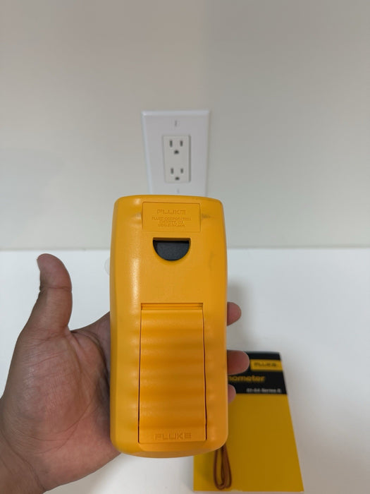 FLUKE 51 II SINGLE INPUT THERMOMETER WITH PROBE & MANUAL TESTED