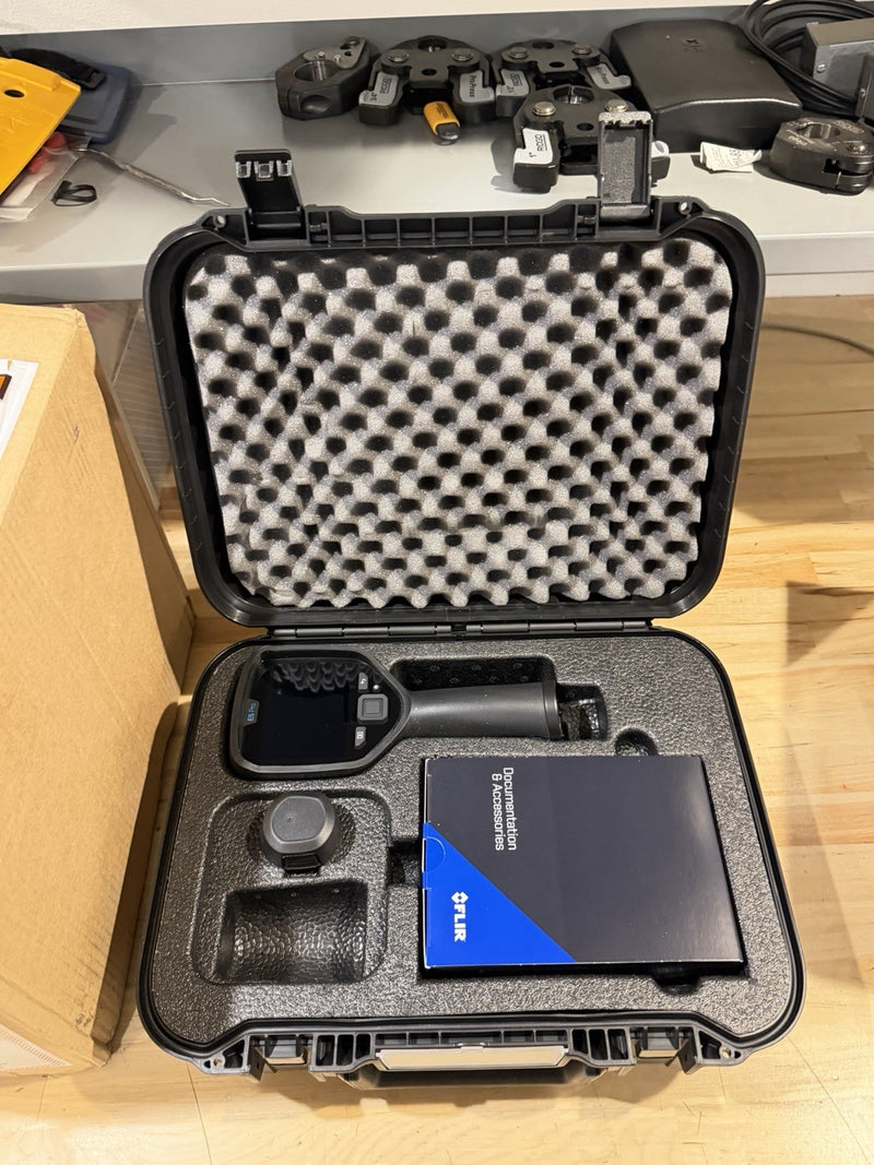 FLIR E5 PRO HANDHELD INFRARED CAMERA KIT & CASE ( NEW SEALED) CALIBRATED 2026