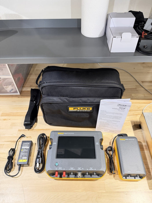FLUKE VT900A GAS FLOW ANALYZER W/VAPOR & CHARGER-FREE SHIPPING (TESTED)