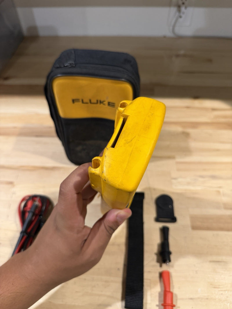 FLUKE 87V TRUE RMS MULTIMETER W/ LEADS (TESTED) SHIPS FAST