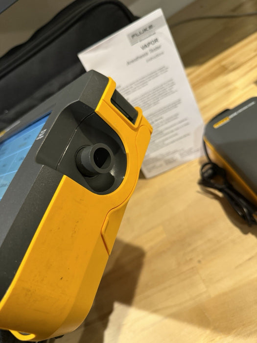 FLUKE VT900A GAS FLOW ANALYZER W/VAPOR & CHARGER-FREE SHIPPING (TESTED)
