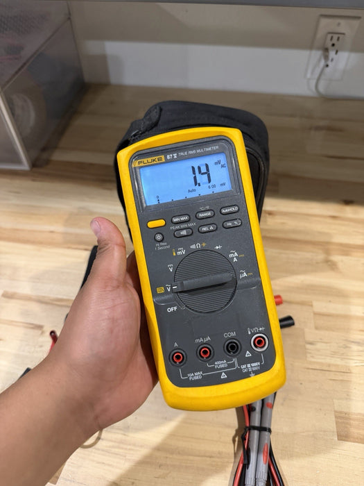 FLUKE 87V TRUE RMS MULTIMETER KIT W/ LEADS (TESTED) SHIPS FAST