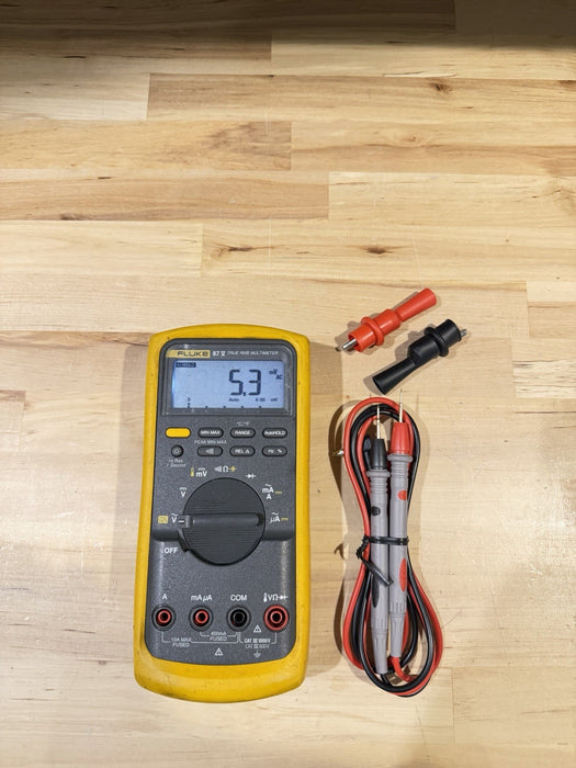 FLUKE 87V TRUE RMS MULTIMETER W/ LEADS (TESTED) SHIPS FAST