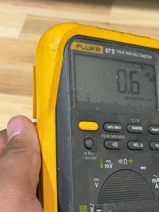 FLUKE 87V TRUE RMS MULTIMETER W/ LEADS - TESTED (SHIPS FAST)