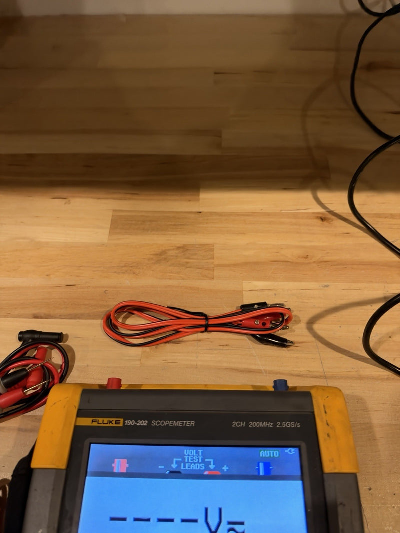 FLUKE 190-202 SCOPEMETER 2.5GS/S 2CHANNEL 200MHZ OSCILLOSCOPE (TESTED)SHIPS FREE