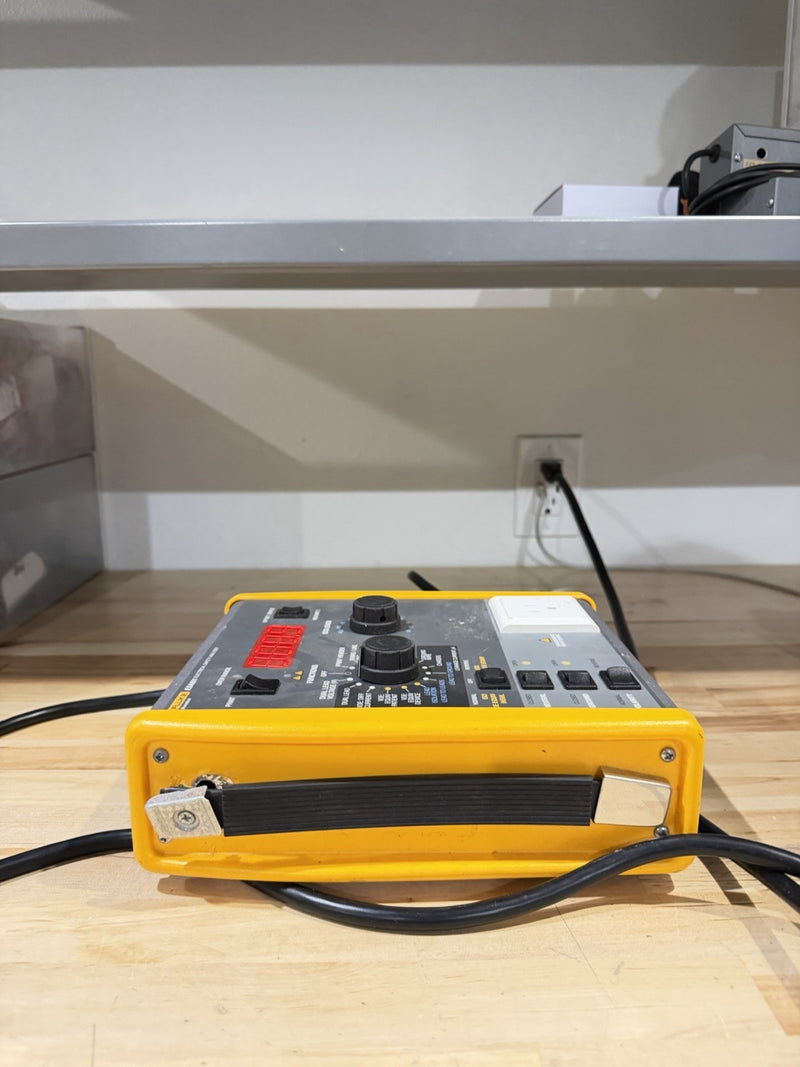 FLUKE BIOMEDICAL ESA601 ELECTRICAL SAFETY ANALYZER TESTER