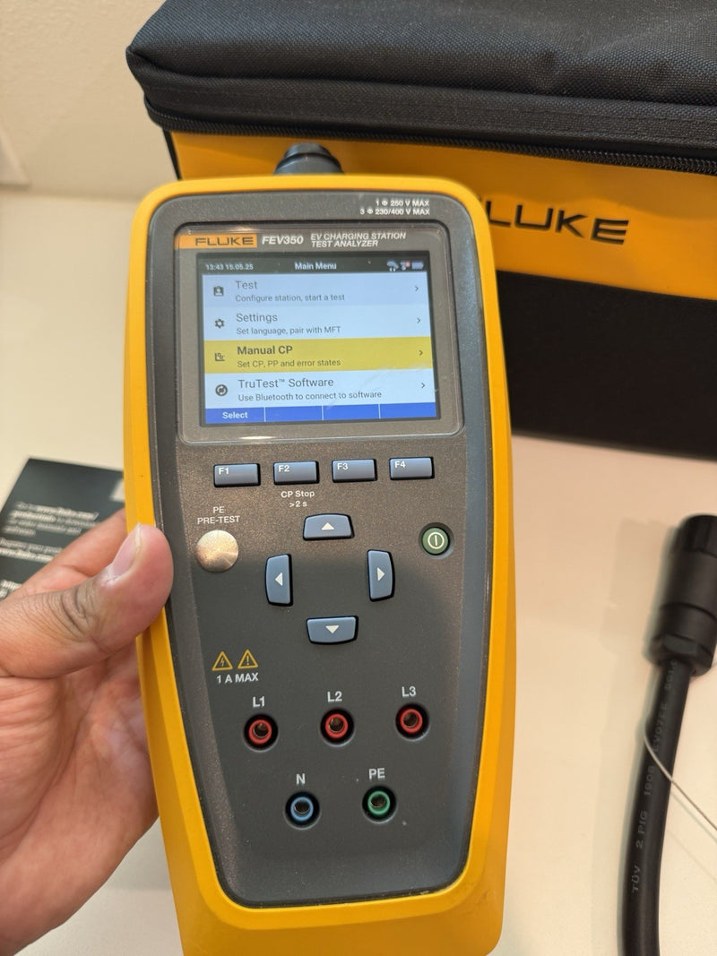 FLUKE FFEV350 EV CHARGING STATION TEST ANALYZER WITH ACCESSORIES