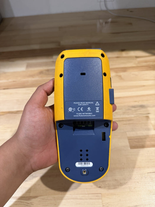 FLUKE LINKRUNNER AT 2000 TESTER FOR PARTS