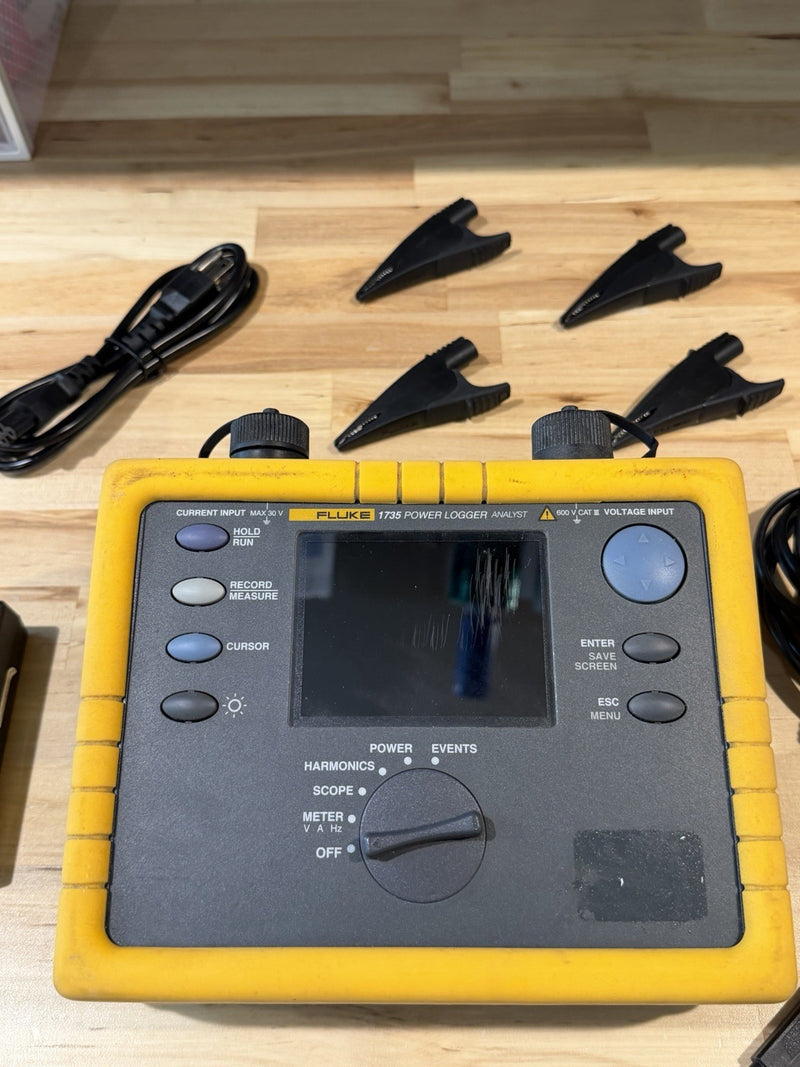 FLUKE 1735 THREE-PHASE POWER LOGGER WITH PROBES & CHARGER TESTED