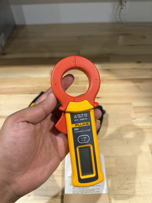 FLUKE 360 AC LEAKAGE CURRENT CLAMP METER TESTED RARE