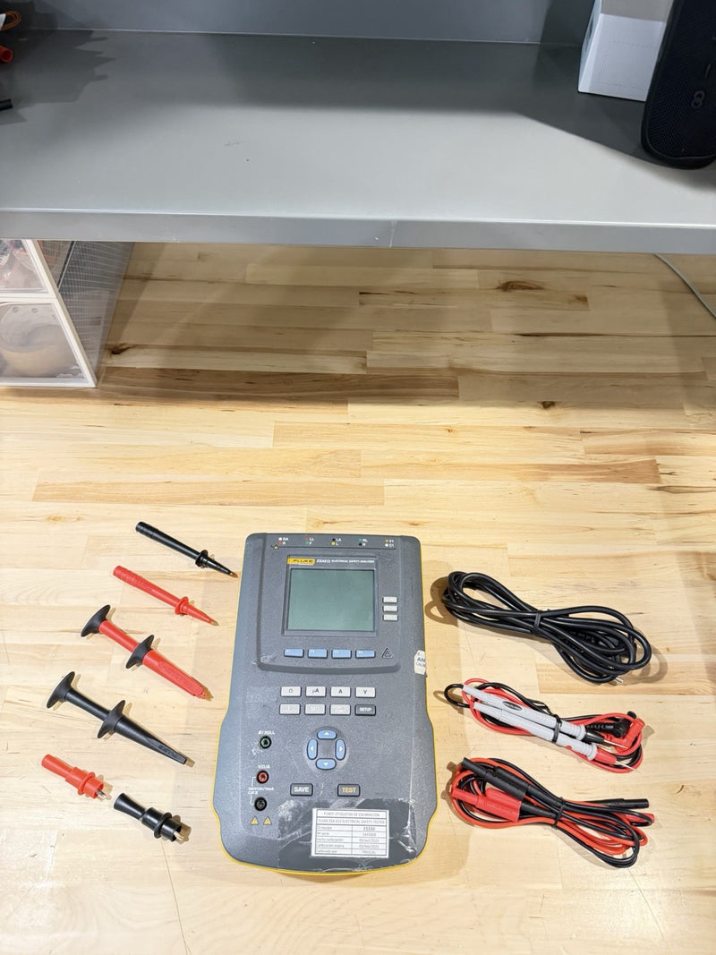 FLUKE ESA615 230V ELECTRICAL SAFETY ANALYZER TESTER WITH LEADS & CHARGER TESTED