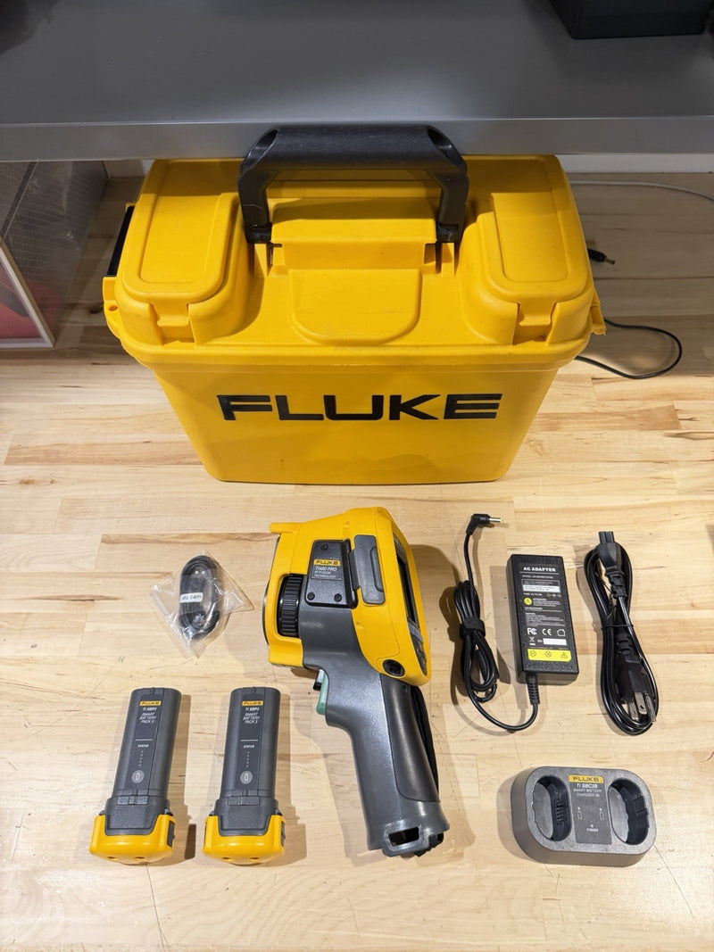 FLUKE TI480PRO IR CAMERA 60HZ, 640 X 480 , 2 BATTERIES W/ CHARGE & CASE -TESTED