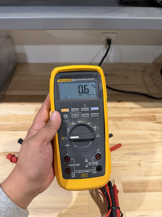 FLUKE 28 II TRUE RMS MULTIMETER WITH LEADS & CLIPS TESTED