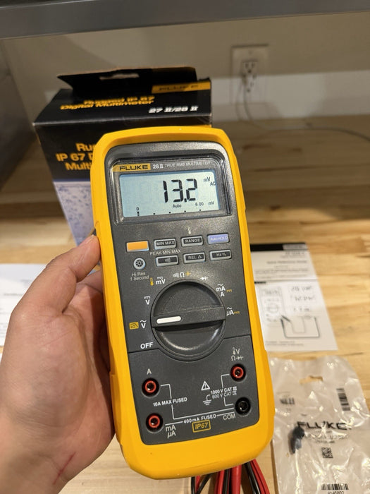 FLUKE 28 II TRUE RMS MULTIMETER (NEW FACTORY SEALED) CALIBRATED 2026 -SHIPS FAST
