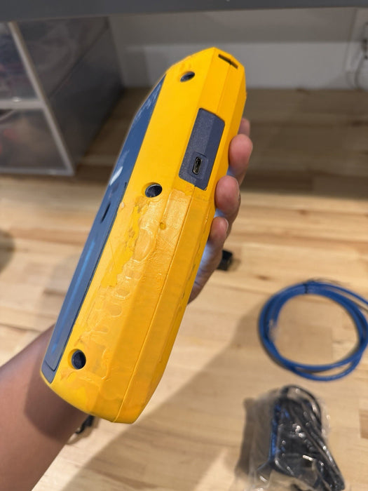 FLUKE NETWORKS LIQ-100 LINKIQ CABLE & NETWORK TESTER W ACCESSORIES