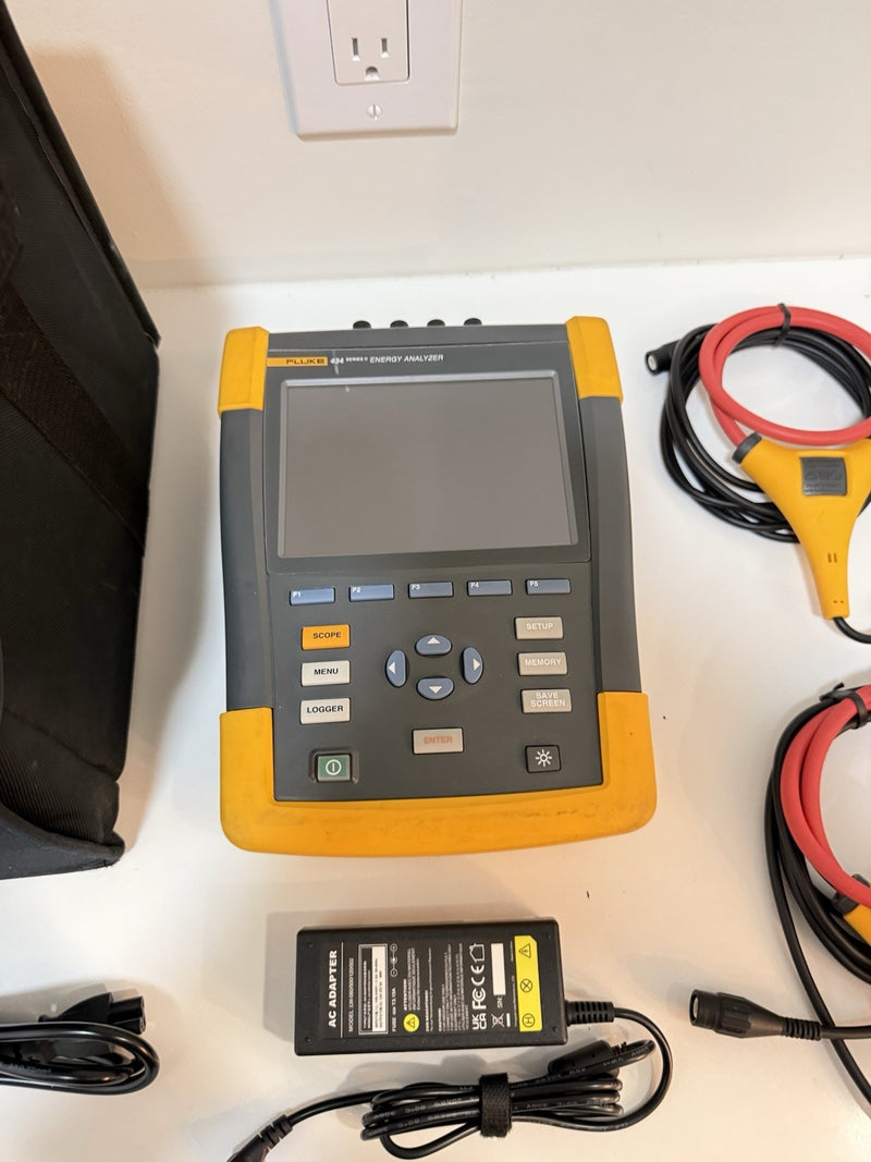 FLUKE 434 SERIES II ENERGY ANALYZER WITH ACCESSORIES TESTED