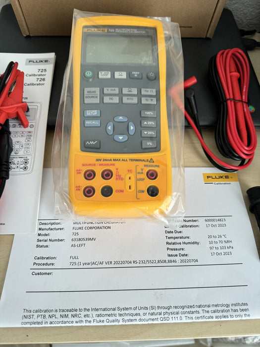FLUKE 725 MULTIFUNCTION PROCESS CALIBRATOR WITH LEADS CAL 2023 NEW SEALED
