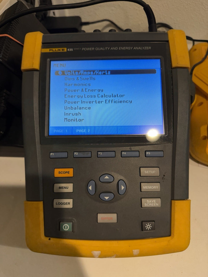 FLUKE 435 II POWER QUALITY & ENERGY ANALYZER WITH ACCESSORIES & CHARGER