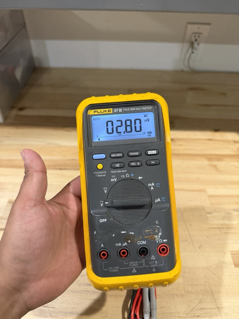 FLUKE 87 III TRUE RMS MULTIMETER W/LEADS & CLIPS - SHIPS FAST