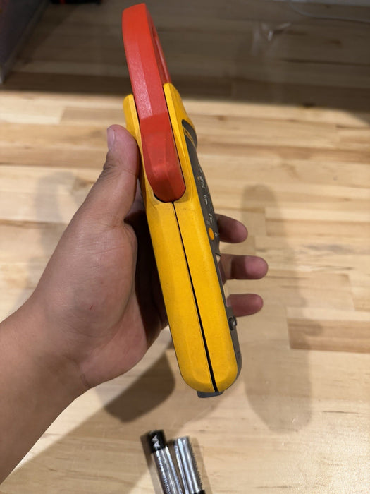 FLUKE 374 TRUE RMS CLAMP METER FOR PARTS