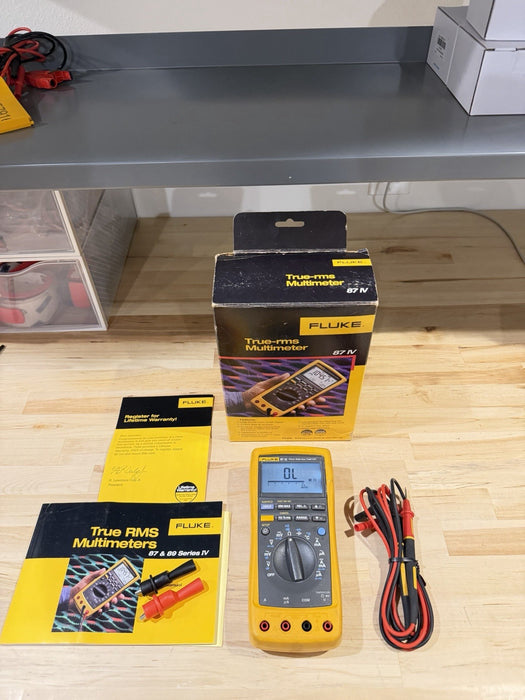 FLUKE 87 IV TRUE RMS MULTIMETER W/ LEADS & CLIPS (TESTED) SHIPS FAST