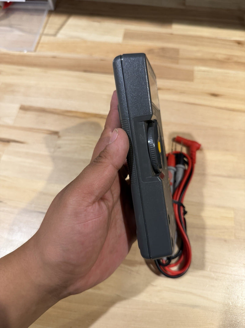 FLUKE 75 SERIES II MULTIMETER WITH LEADS TESTED
