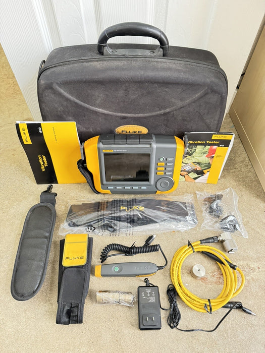 FLUKE 810 VIBRATION TESTER WITH TACHOMETER & TRIAXIAL ACCELEROMETER & CASE