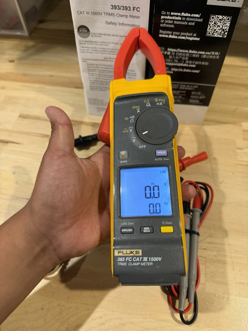 FLUKE 393 FC CAT III 1500V TRMS CLAMP METER W/LEADS TESTED