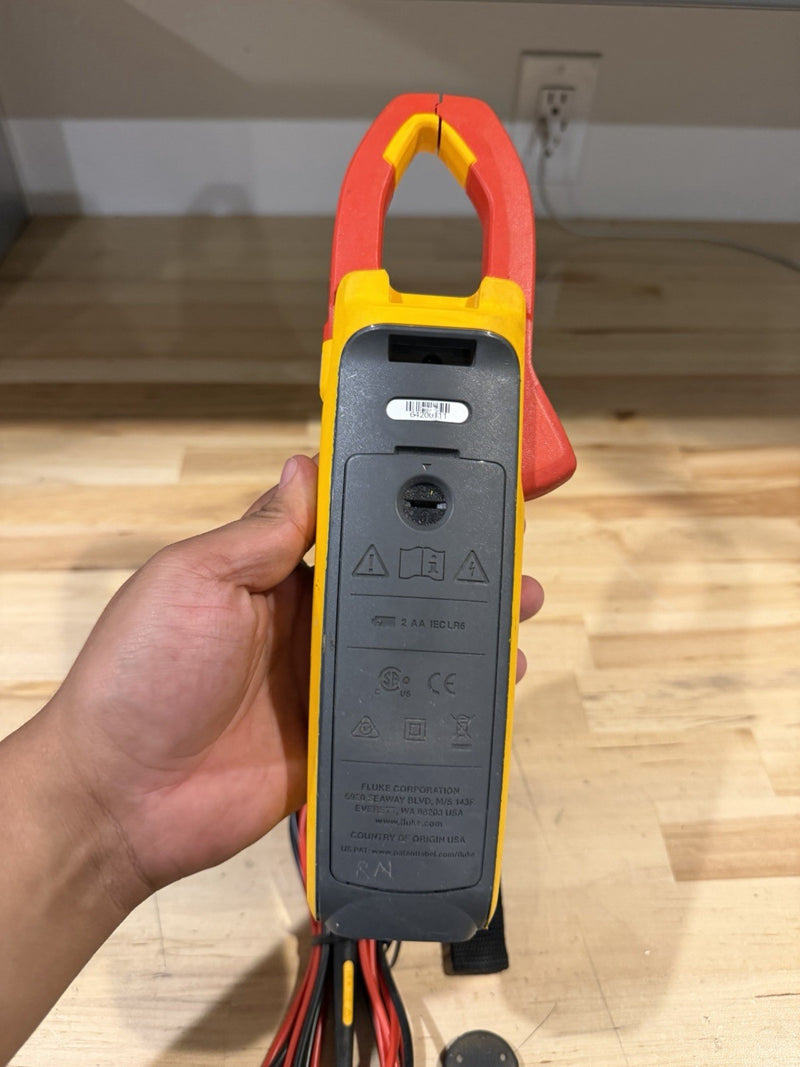 FLUKE 378 FC NON-CONTACT VOLTAGE CLAMP METER WITH LEADS