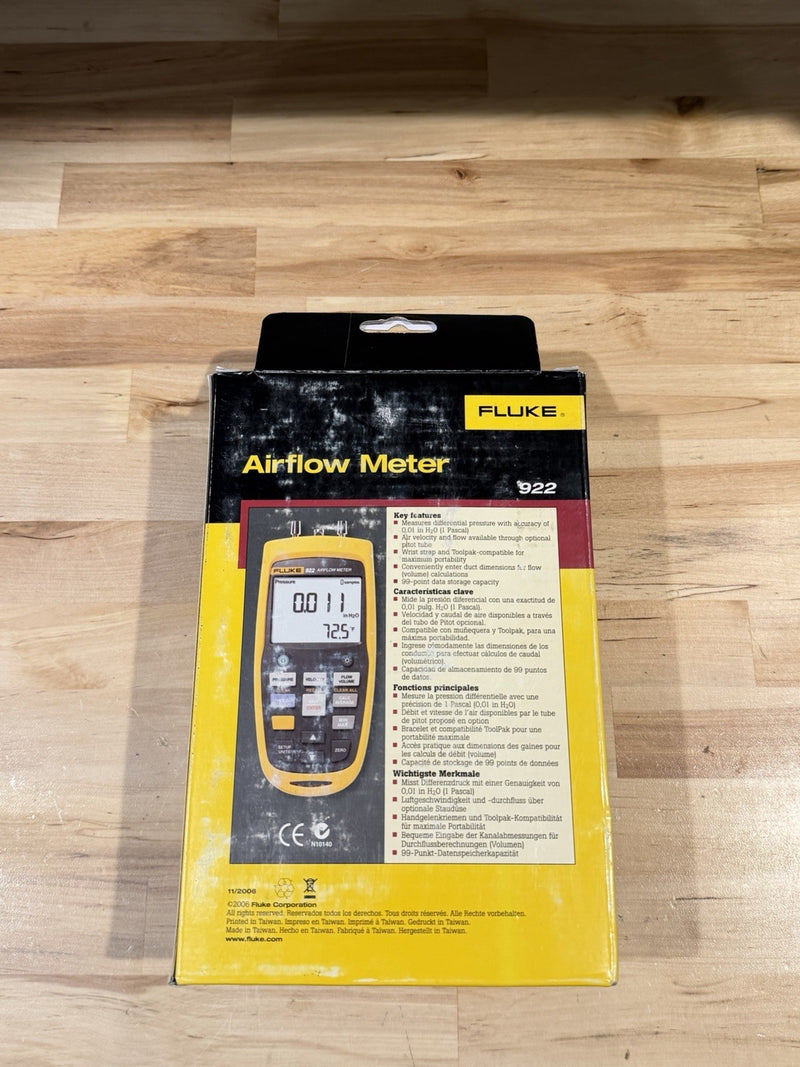 FLUKE 922 AIRFLOW METER WITH ACCESSORIES