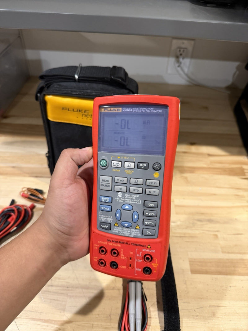FLUKE 725EX MULTIFUNCTION PROCESS CALIBRATOR W/ ACCESSORIES- TESTED