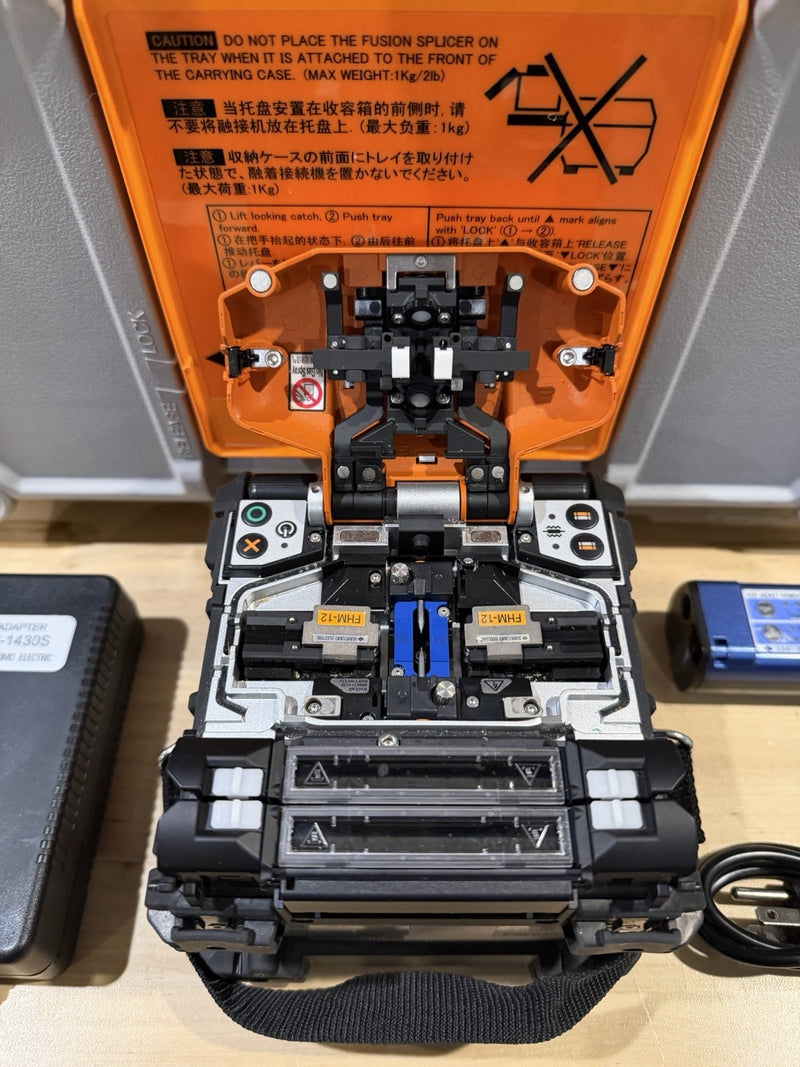 SUMITOMO ELECTRIC TYPE-Q101-M12 MASS FUSION SPLICER TESTED