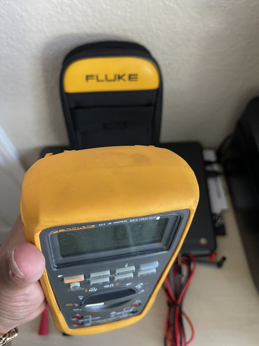 FLUKE 87V-MAX INDUSTRIAL TRUE RMS MULITMETER FLUKE WITH BAG & LEADS
