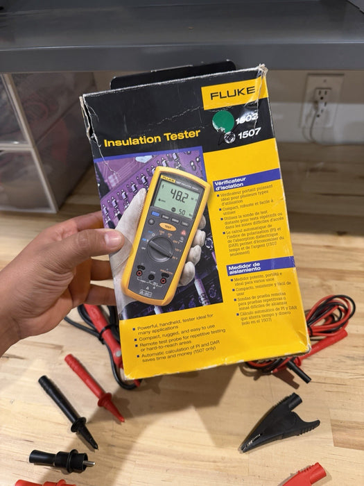FLUKE 1503 INSULATION TESTER (NEW FACTORY SEALED) W ACCESSORIES - NEW