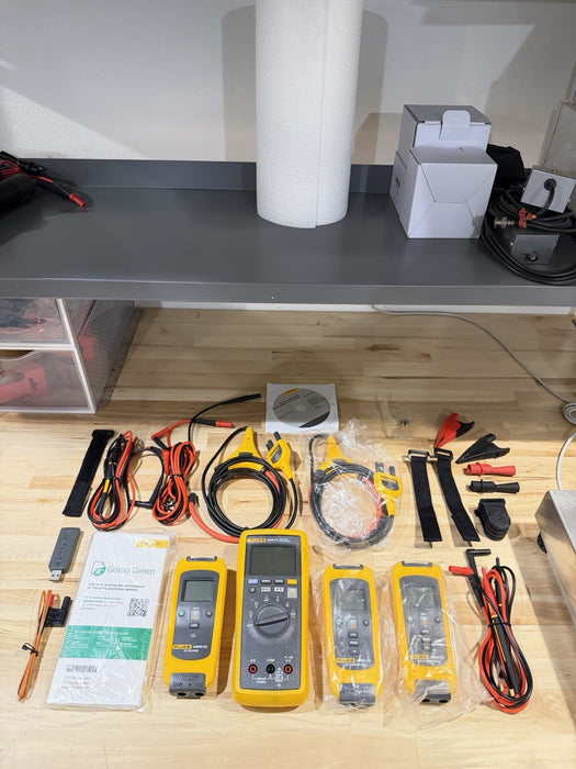 FLUKE 3000 FC IND WIRELESS MULTIMETER KIT W/ ACCESSORIES (FREE SHIPPING)