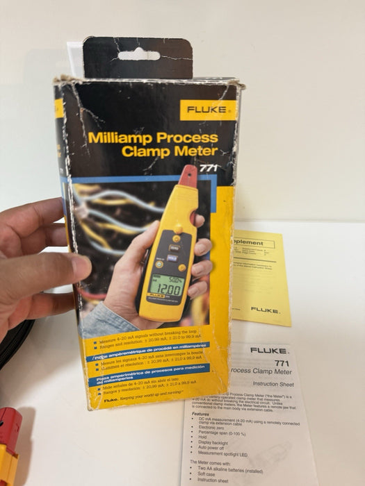 FLUKE 771 MILLIAMP PROCESS CLAMP METER WITH BAG & MANUALS