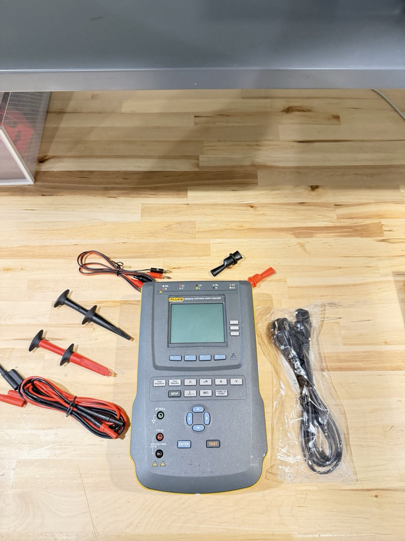FLUKE ESA615 115V ELECTRICAL SAFETY ANALYZER TESTER WITH LEADS & CHARGER TESTED
