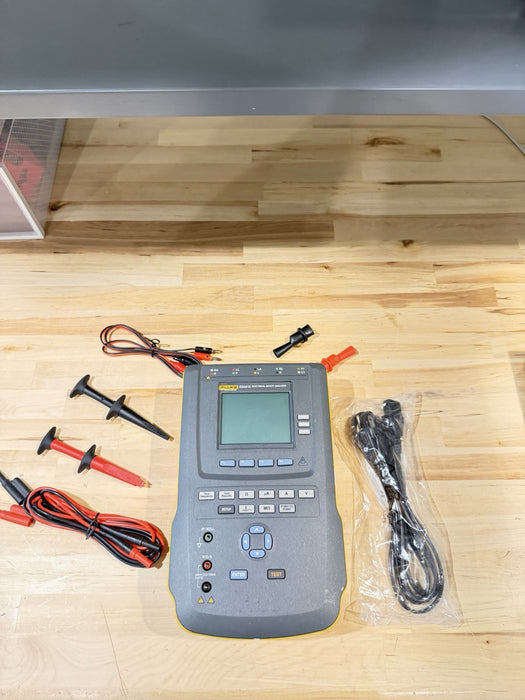 FLUKE ESA615 115V ELECTRICAL SAFETY ANALYZER TESTER WITH LEADS & CHARGER TESTED