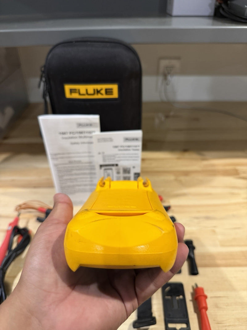 FLUKE 1587 FC 2 IN 1 HANDHELD DIGITAL INSULATION MULTIMETER W/ ACCESSORIES
