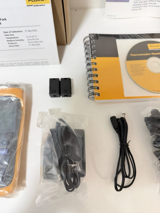 FLUKE 1524 REFERENCE THERMOMETER WITH PROBE & BAG TESTED