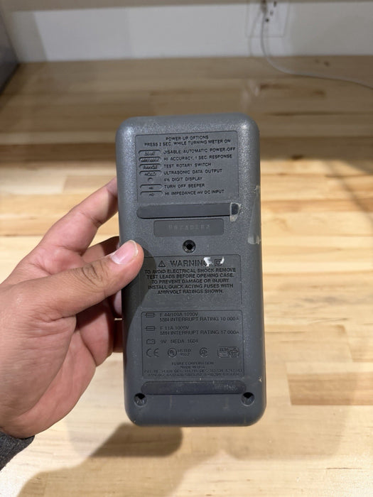 FLUKE 87 TRUE RMS MULTIMETER (PARTS ONLY) FOR PARTS