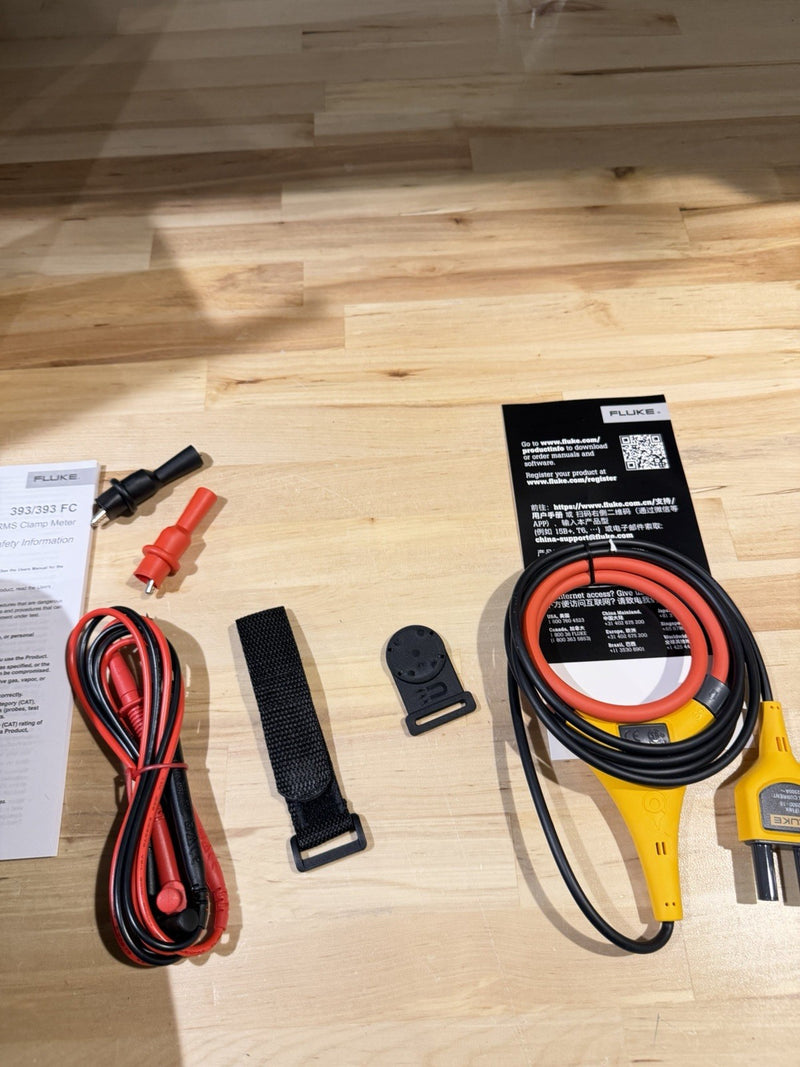 FLUKE 393 FC CAT III 1500V TRMS CLAMP METER WITH IFLEX PROBE & LEADS