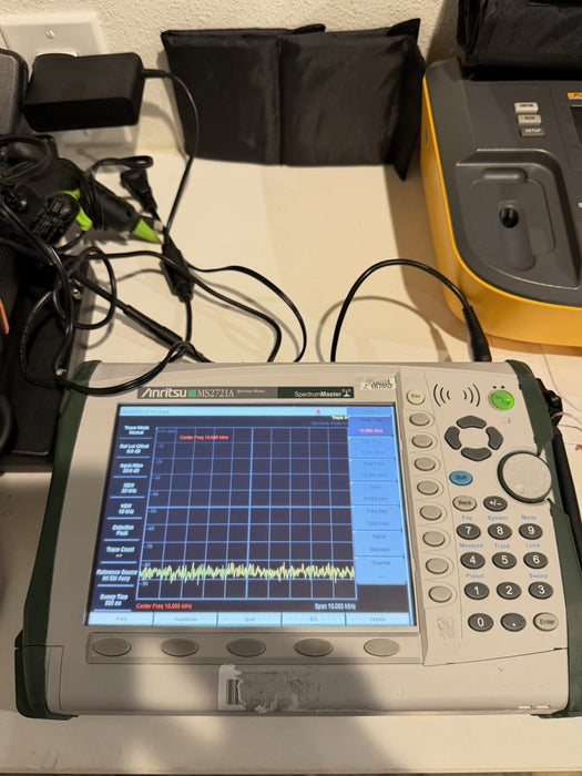 ANRITSU MS2721A SPECTRUM MASTER ANALYZER  W/ CHARGER & MANUAL (TESTED)SHIPS FREE