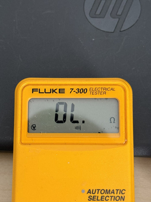 FLUKE 7-300 ELECTRICAL TESTER WITH LEADS