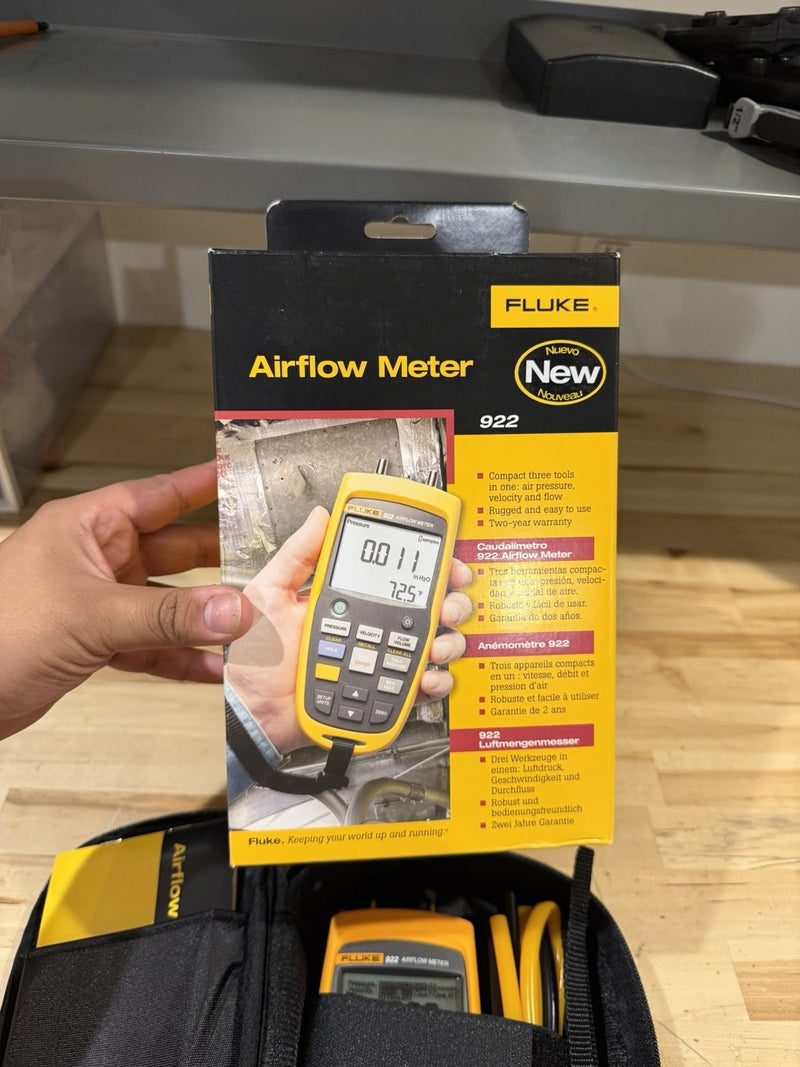 FLUKE 922 AIRFLOW METER KIT W / ACCESSORIES- SHIPS FAST (NEW SEALED)