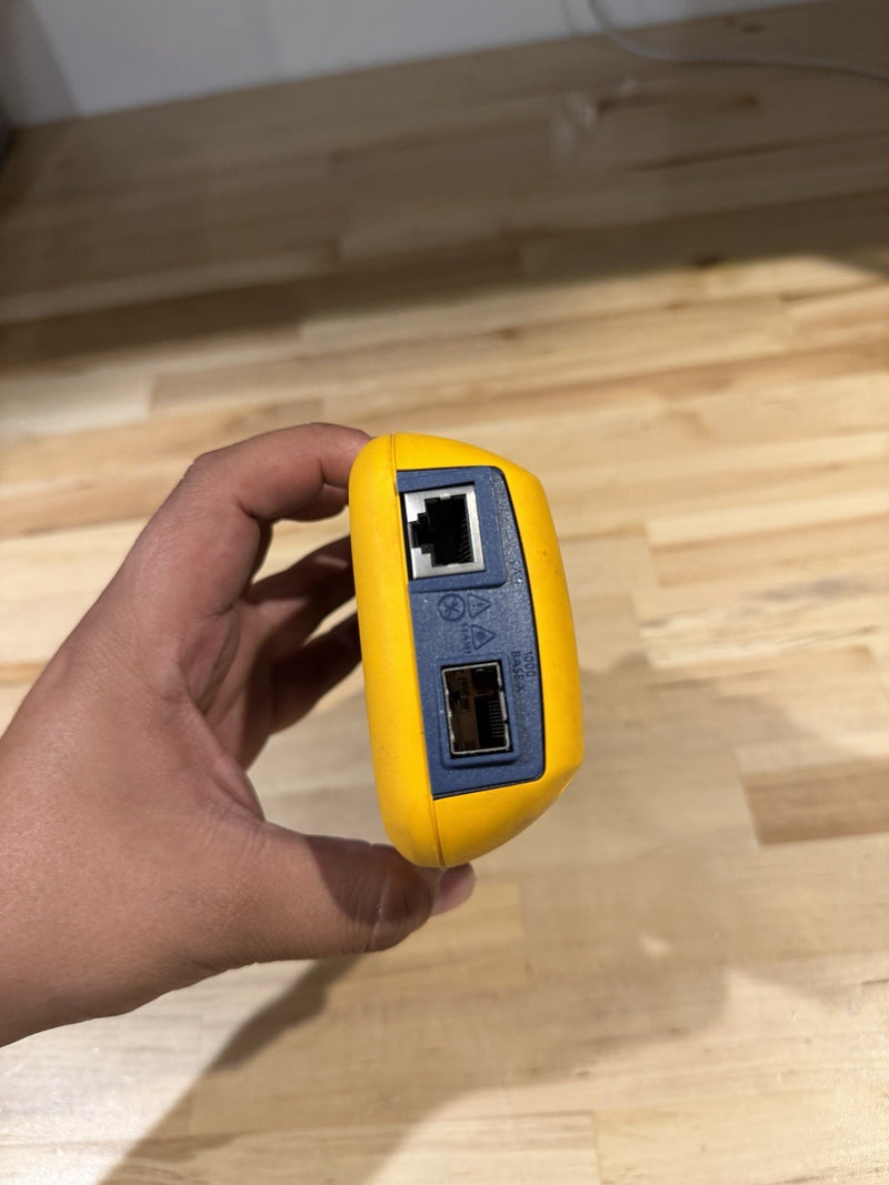 FLUKE LINKRUNNER AT 2000 TESTER NO BATTERY FOR PARTS