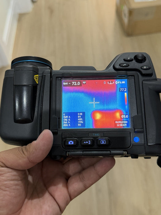 FLIR T440 THERMAL IMAGING CAMERA WITH ACCESSORIES & CASE TESTED