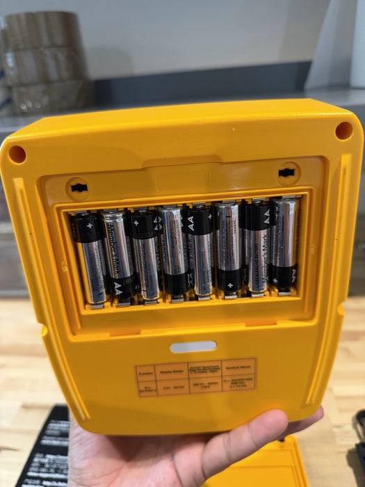 FLUKE 1535 MEGOHMMETER INSULATION TESTER (FREE SHIPPING) TESTED