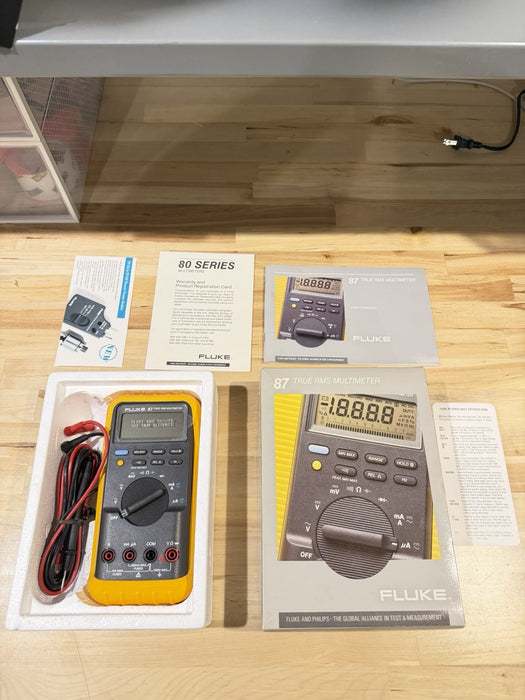 FLUKE 87 TRUE RMS MULTIMETER NEW