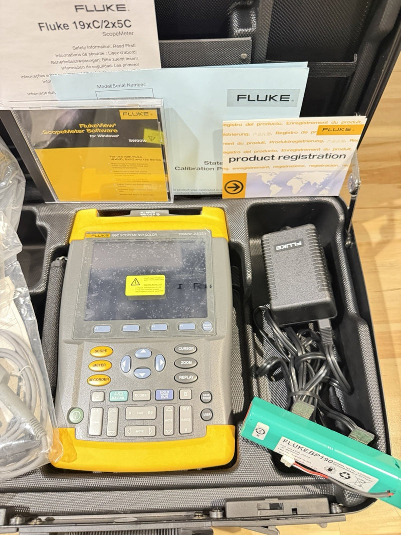 FLUKE 199C 200MHZ 2.5GS/S SCOPEMETER COLOR WITH ACCESSORIES